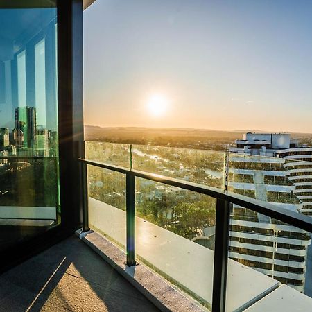 2 Bedroom Luxurious Family Apartment Next To Pacific Fair - Broadbeach Gold Coast Gc22 外观 照片