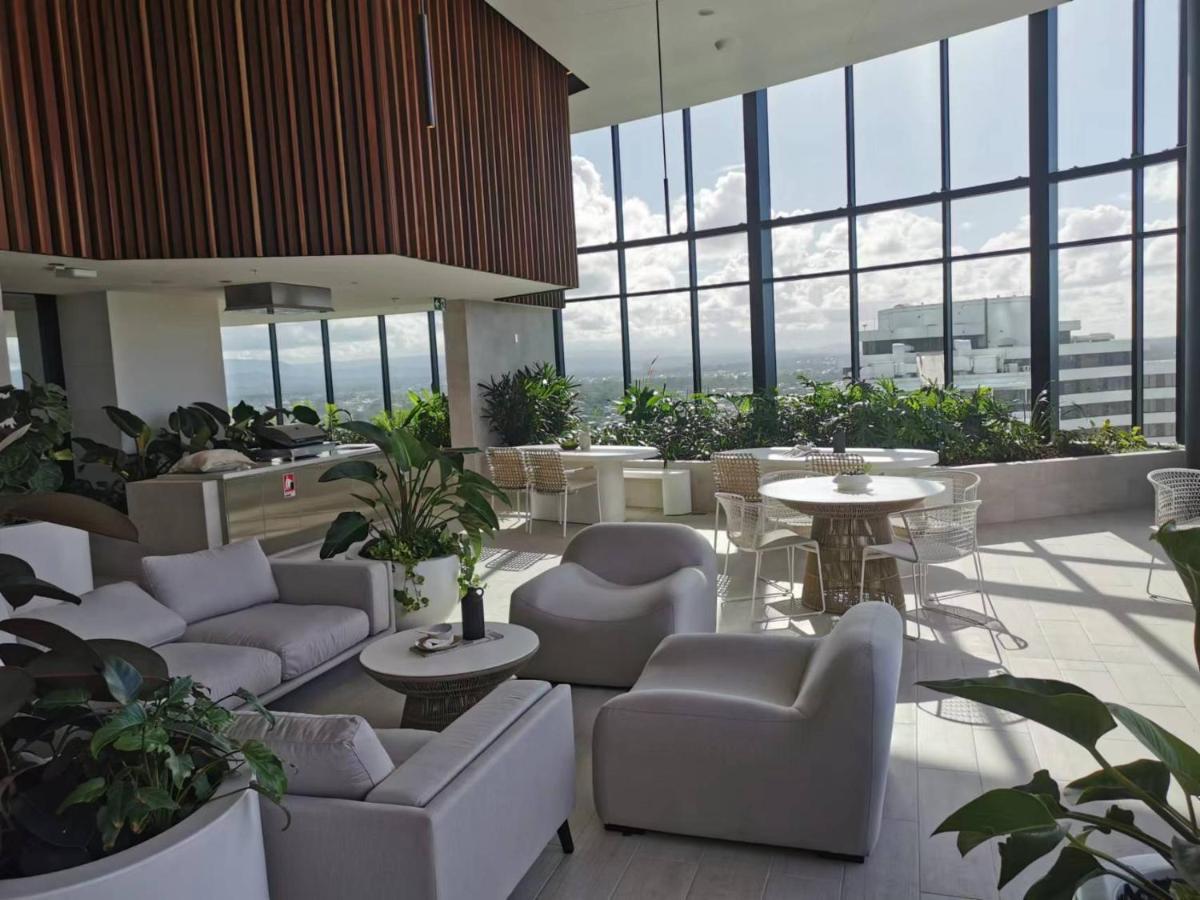 2 Bedroom Luxurious Family Apartment Next To Pacific Fair - Broadbeach Gold Coast Gc22 外观 照片